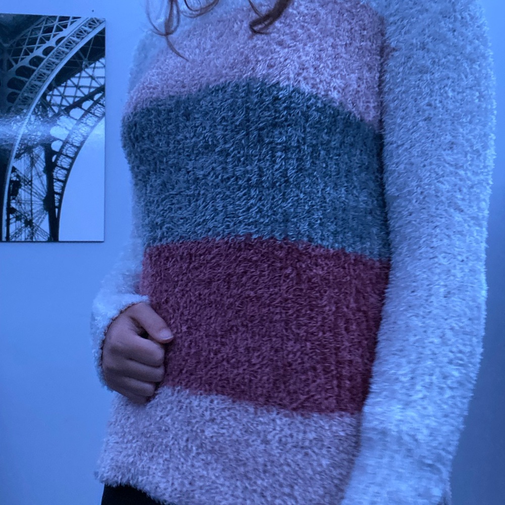 Women’s sweater